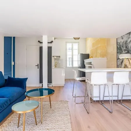 Entier De Gamme Apartment